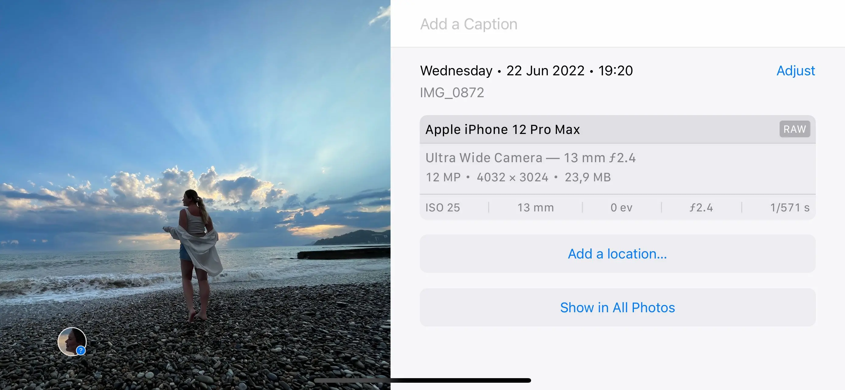 Định dạng DNG trên điện thoại iPhone của Apple cung cấp tùy chọn Pro Raw..