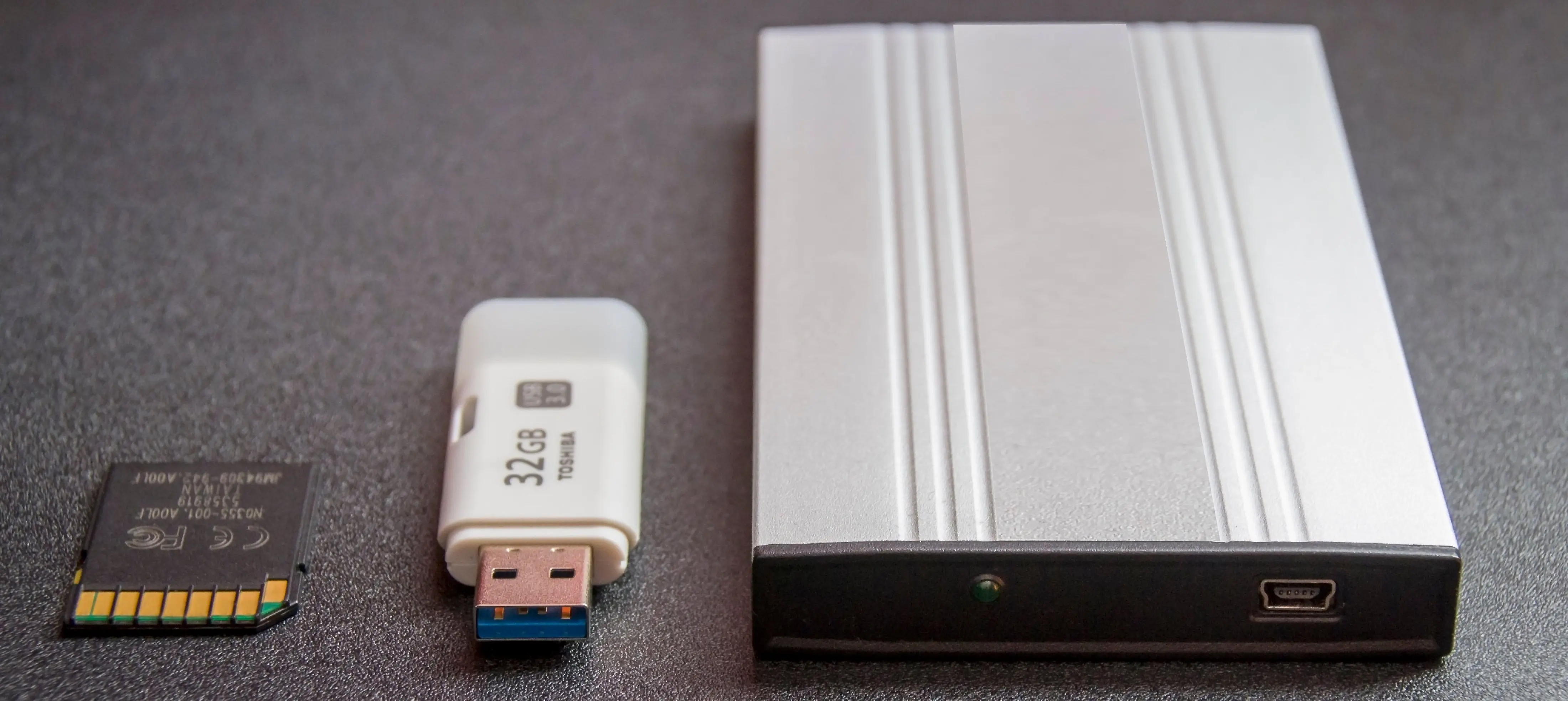 Làm thế nào để Khôi phục Dữ liệu từ ổ USB..